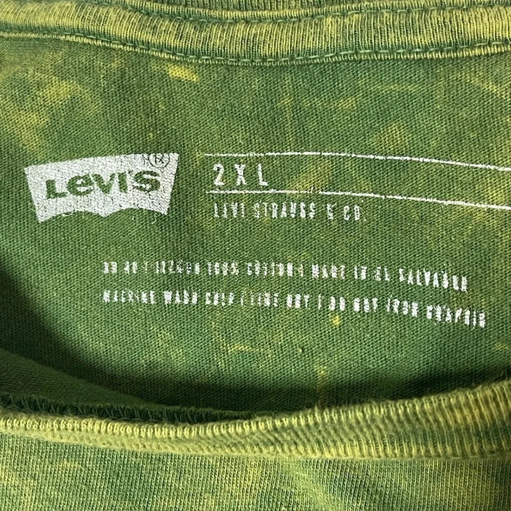 Levi's Green‎ Acid Wash Wolf Graphic Tee Shirt 2XL Oversized Streetwear